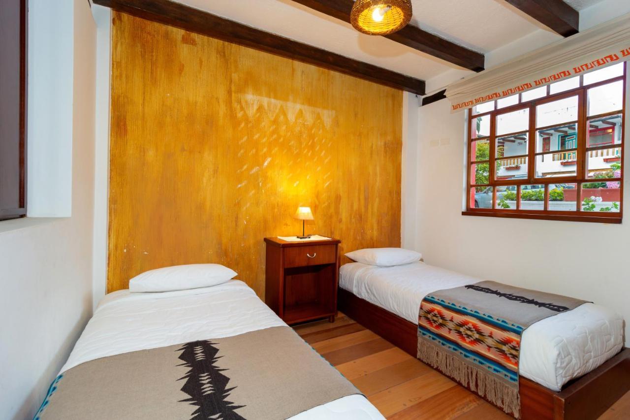 Acoma Hotel Otavalo Exterior foto