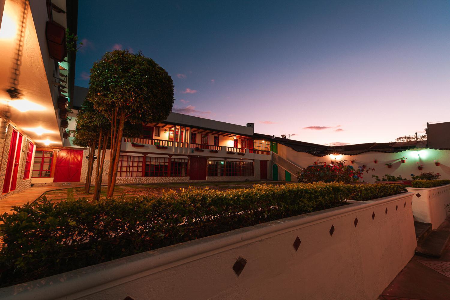 Acoma Hotel Otavalo Exterior foto